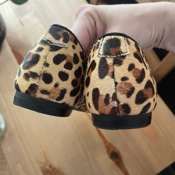 Marc Fisher Women's Analialy Leather Leopard Printed Pointed Ballet Flats 8 - Picture 4 of 6